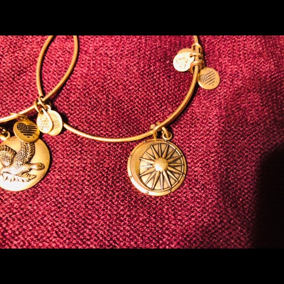 BRACELET - Picture 3 of 5